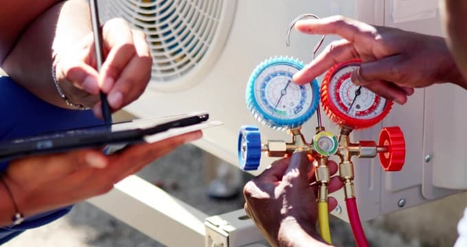 Les meilleurs électriciens spécialisés en installation de PAC à Rennes